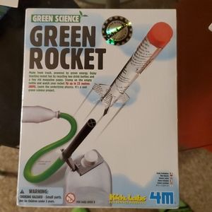 Green Science make a rocket